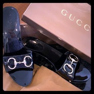 GUCCI SLIDE BLACK